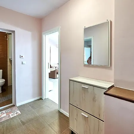 боряна Apartman Pomorie